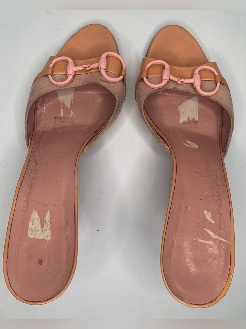 Gucci Women’s Horsebit Peach and Pink Slip-On Heeled Mules - Picture 4 of 9